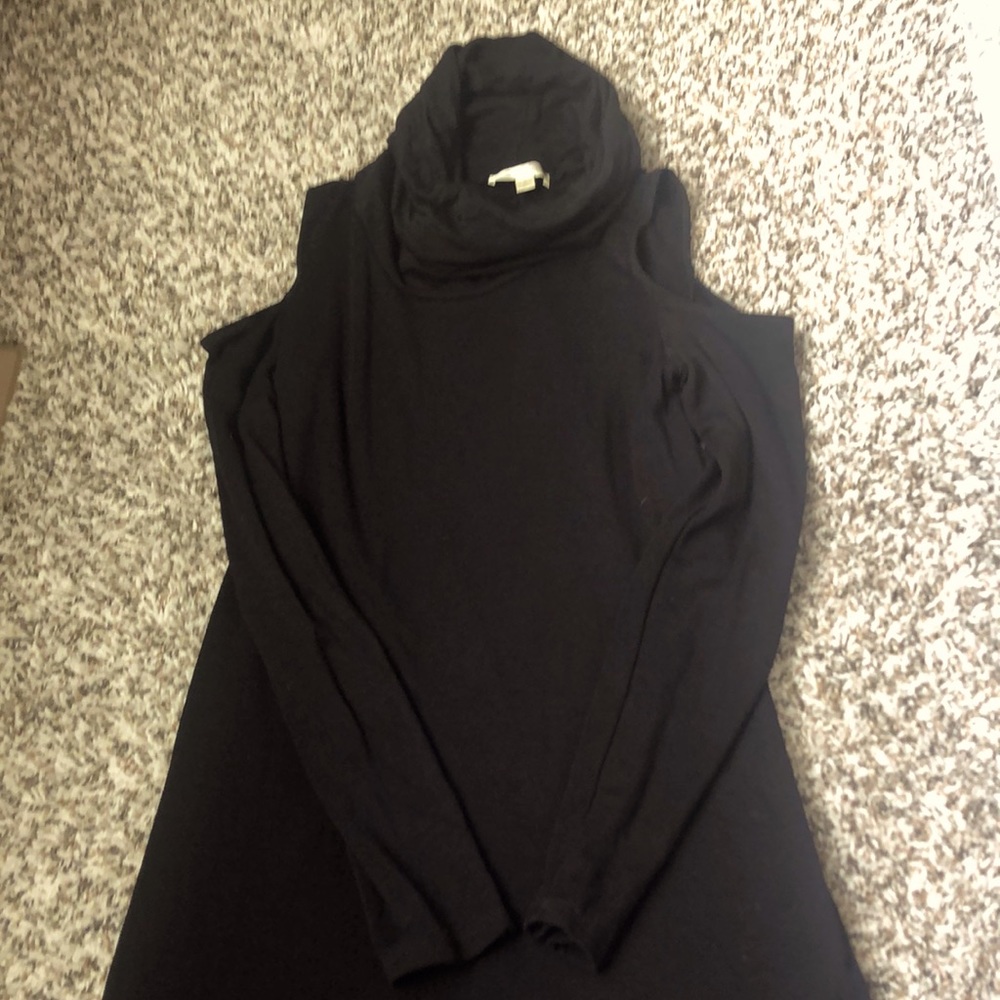 Black long sleeve dress